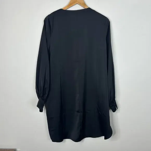 H&M Black Long Sleeve Shift V-Neck Dress - Picture 7 of 7
